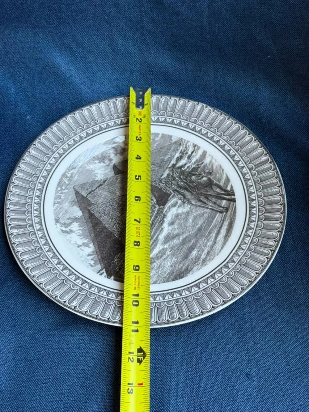 Rare Vintage Circa 2000s 222 Fifth Slice of Life Great Pyramids Dinner Plate